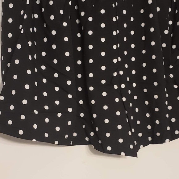 Cute Polka Dot Crop Top and Short Set, Size 3XL - Picture 7 of 8
